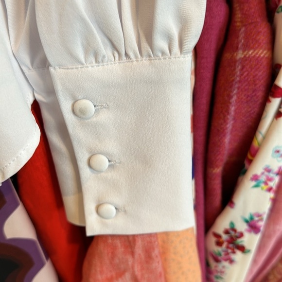 Boston Proper white button down blouse size XS. NWOT - Picture 4 of 4